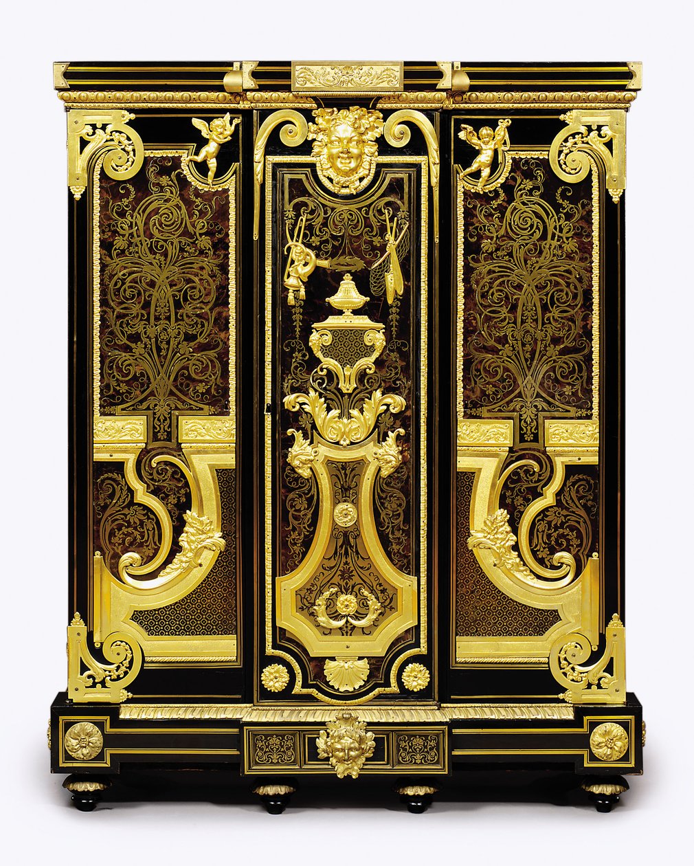 Ludvig XIV ormolu-asennettu petite kaappi, 1700-10 tekijältä Andre Charles Boulle