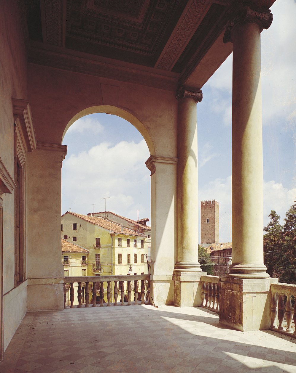 Yksityiskohta pääjulkisivun galleriasta, n. 1550 kuva tekijältä Andrea Palladio