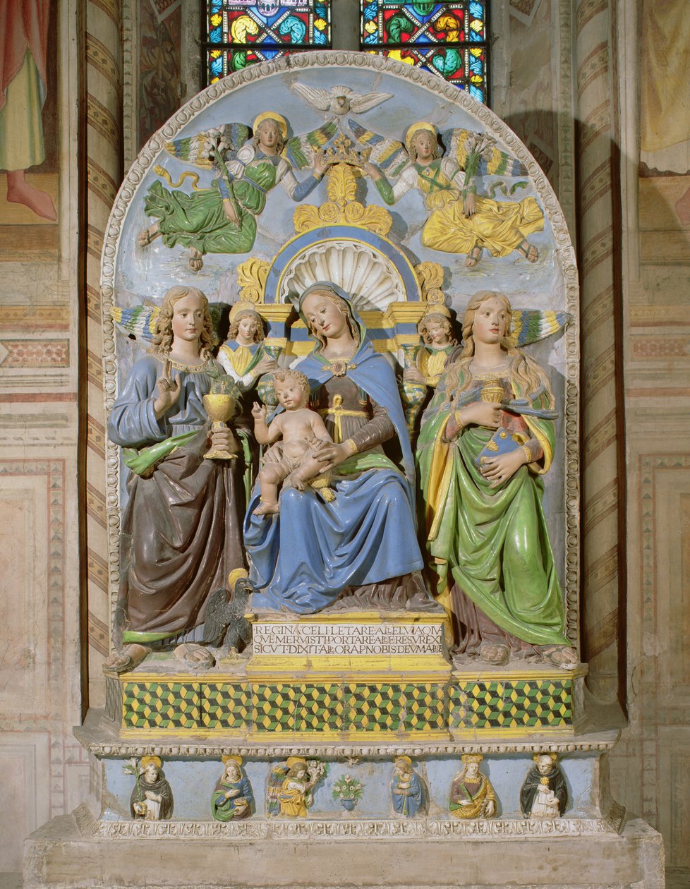 Madonna ja Child Enthroned, Medici-kappelin alttaritaulu (tinalasitettu keramiikka) tekijältä Andrea Della Robbia