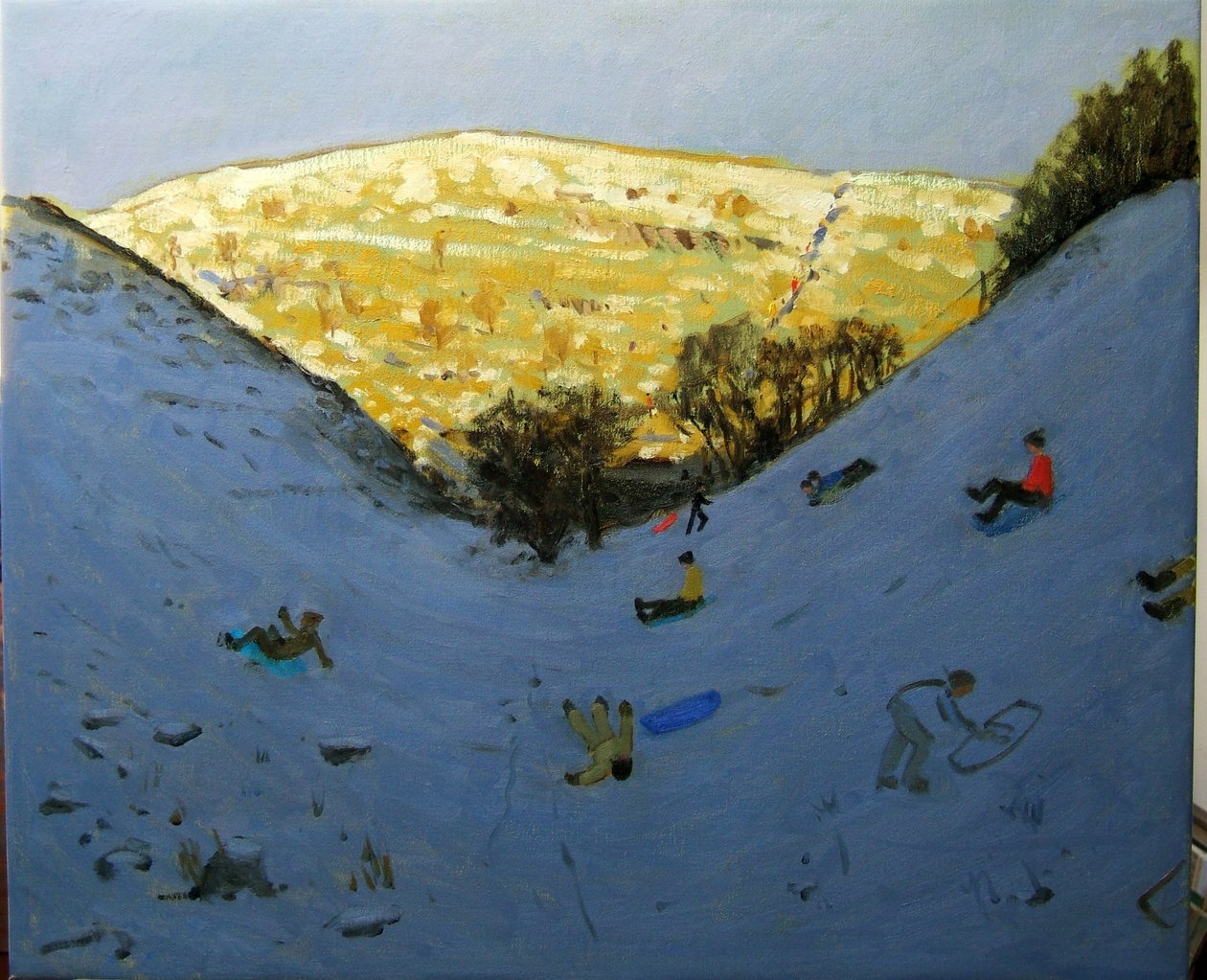 Laakso ja aurinkoinen rinteessä Lathkill Dale, Derbyshire tekijältä Andrew Macara