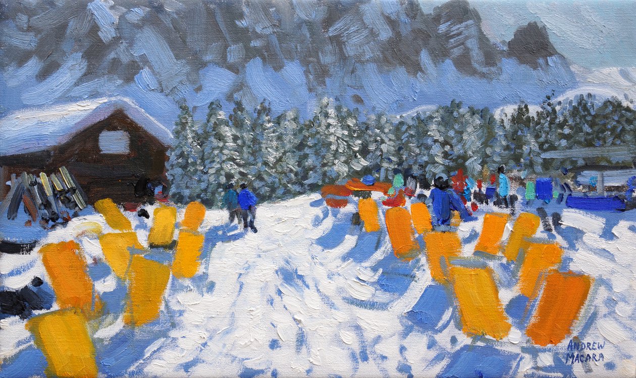 Kahvila ja kansituolit, Selva Gardena, Italia 2016 tekijältä Andrew Macara