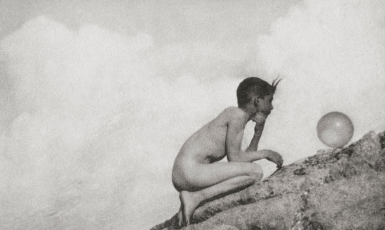 The Wonderful Globe (syväpaino) tekijältä Anne W. Brigman