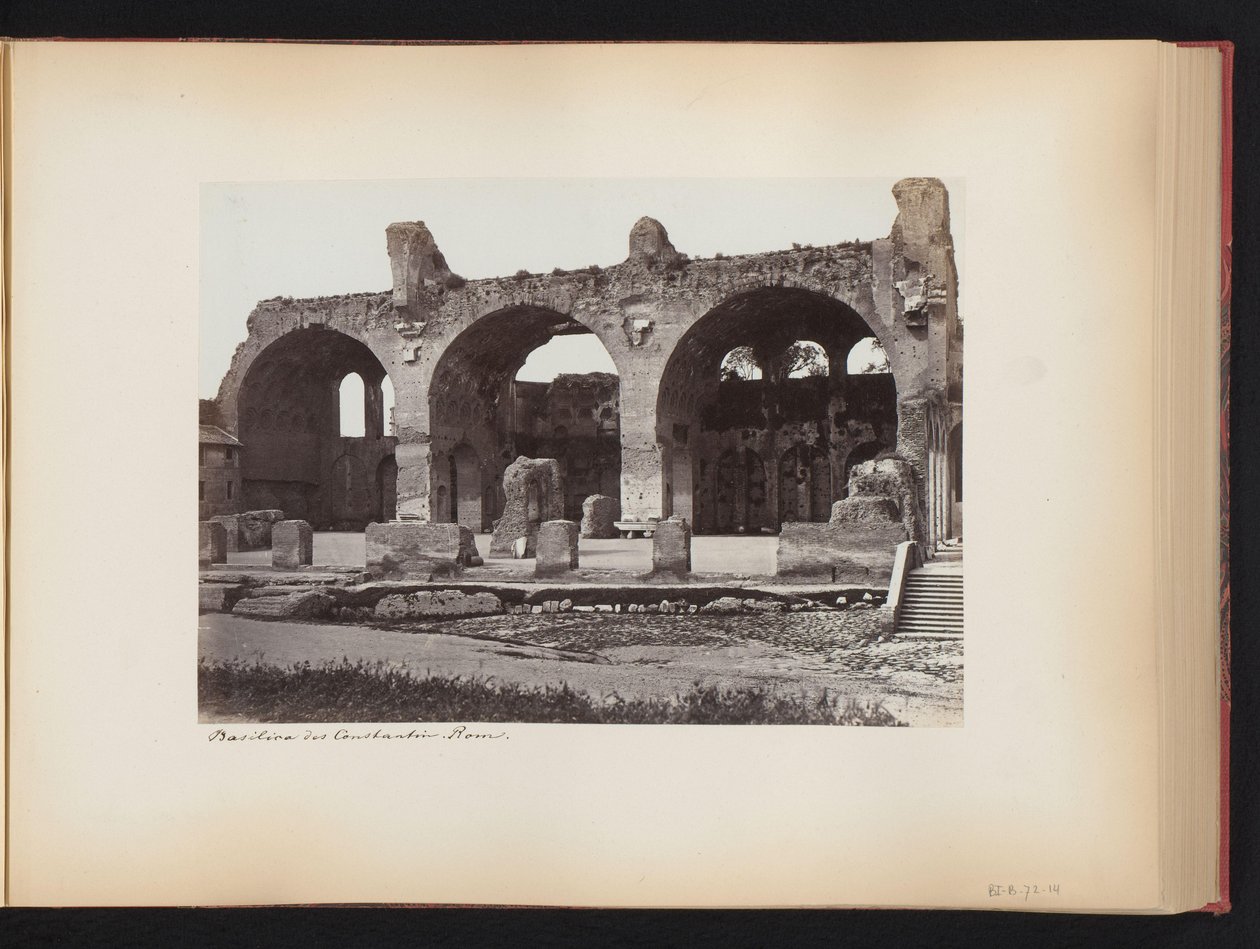 Näkymä Maxentiuksen basilikalle Forum Romanumissa Roomassa, Italiassa Basilica des Constantine. rom (otsikko esineessä) tekijältä Anonymous