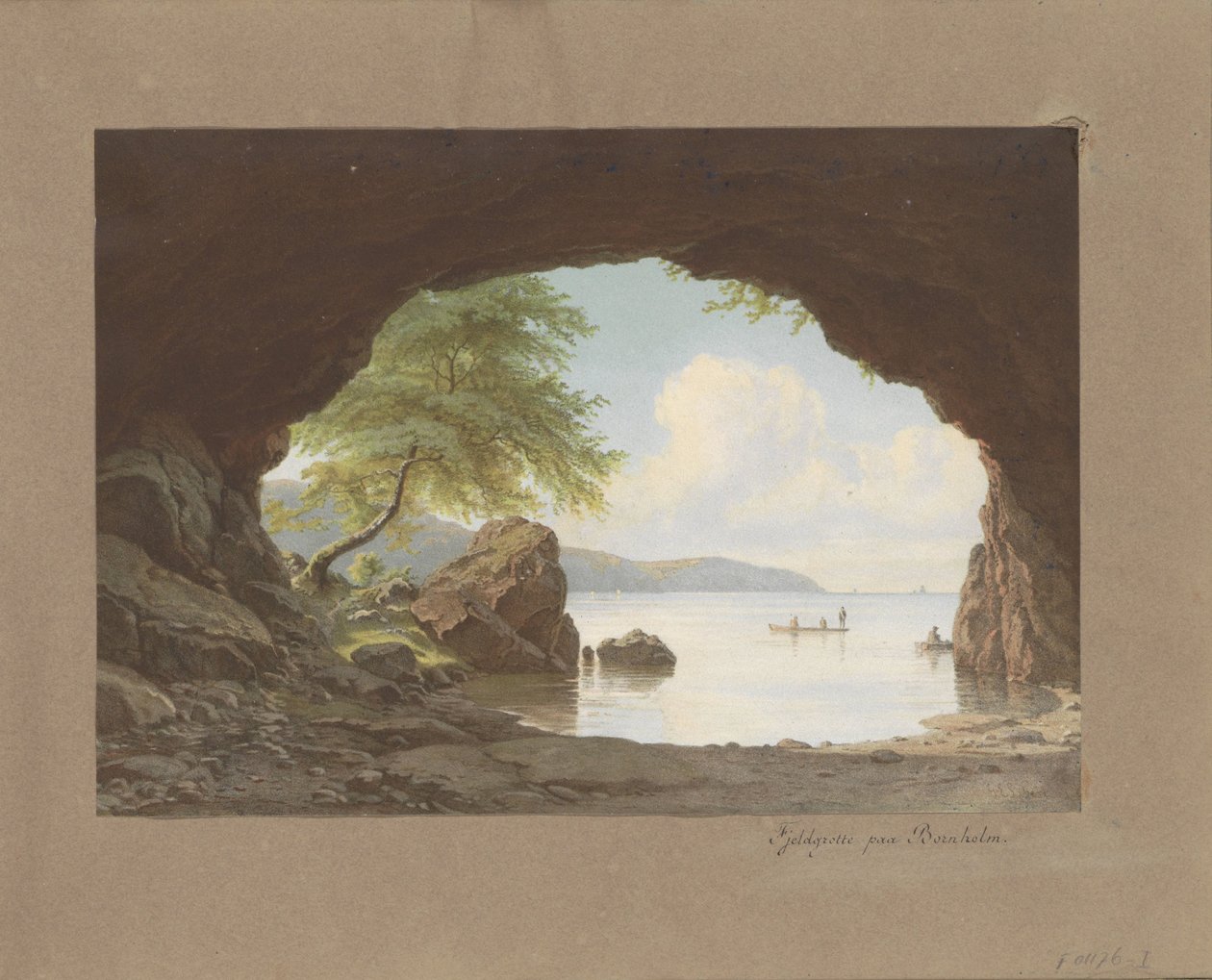 Maisema maalauksen Fjeldgrotte paa Bornholm jälkeen G.E. Libert Fjeldin luola paa Bornholm (otsikko esineessä) tekijältä Anonymous