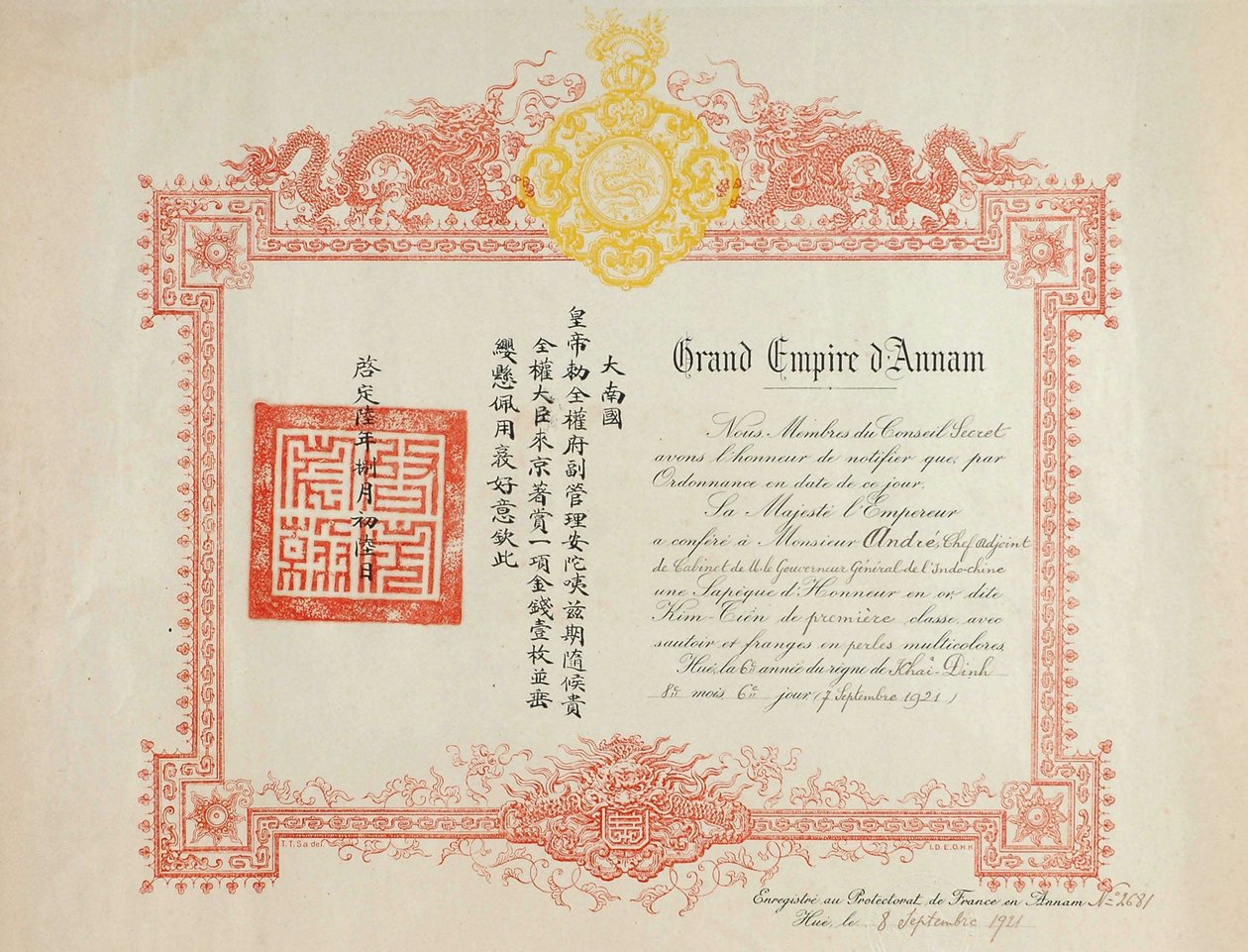 Kunniakirja Kim Tien-sotilas Annamin valtakunnan 1. luokan sotilaalle, Vietnamin alue (Indokiinan ranska). Muste päivämääräpaperille dd 1921, kokonaismitat 51cm X 40cm. tekijältä Anonymous Anonymous