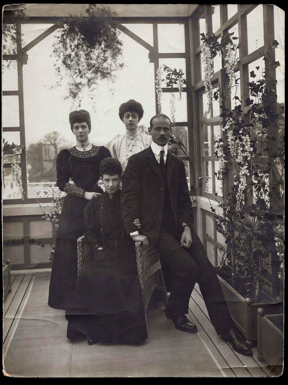Dagmar de Danemark (1847-1928) - Michel Alexandrovitch de Russie (1878-1918) - Aleksandra Tanskasta (1844-1925) ja prinsessa Victoria - orskukeisarinna Maria Fjodorovna (Feodorovna), suurherttua Mikael Aleksandrovitš, Ison-Britannian kuningatar Aleksandra  tekijältä Anonymous Anonymous