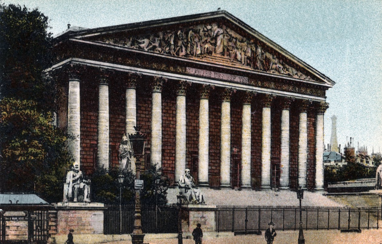 Pariisi: edustajainhuoneen ulkokuva (kansalliskokous, Palais Bourbon). Valokuva vuodelta 1920 Pariisin kaupungin "" Artistic Album -albumissa". Yksityinen kokoelma. tekijältä Anonymous Anonymous
