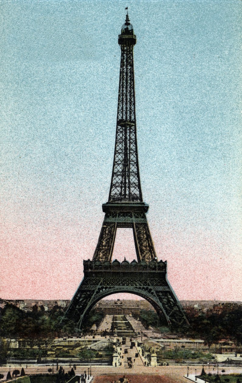 Pariisi: Gustave Eiffelin (1832-1923) vuosina 1887–1889 rakentama näkymä Eiffel-tornille. Valokuva vuodelta 1920 Pariisin kaupungin "" Artistic Album -albumissa". Yksityinen kokoelma. tekijältä Anonymous Anonymous