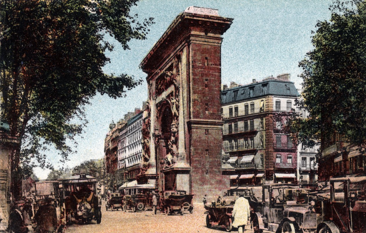 Pariisi: näkymä Boulevard Saint Denis -kadulle ja Porte Saint Denis (Saint-Denis), jonka rakensi Francois Blondel (1618-1686) vuonna 1672. Valokuva vuodelta 1920 Pariisin kaupungin ""taiteellisessa albumissa". Yksityinen kokoelma. tekijältä Anonymous Anonymous