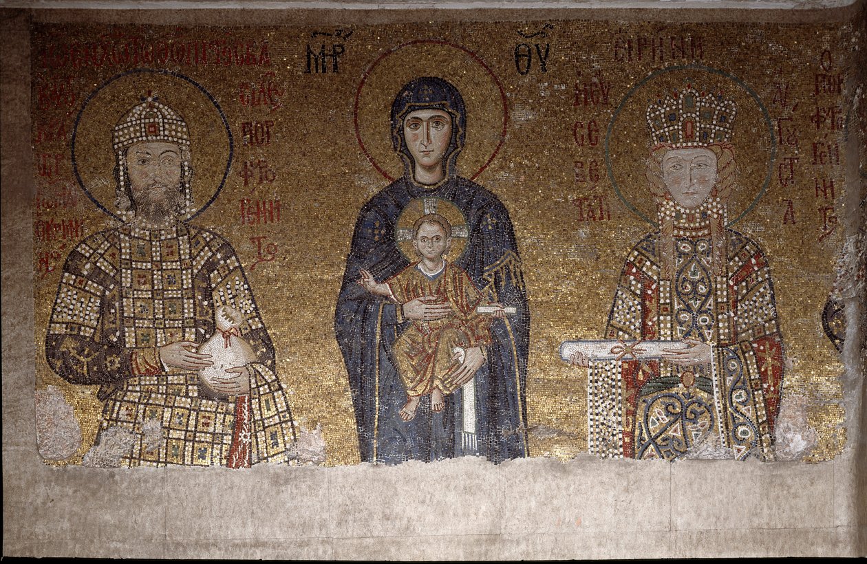 Neitsyt istumassa Johannes II Komnenoksen ja hänen vaimonsa Unkarin Irenen välissä (Mosaiikki, 6. vuosisata) tekijältä Anthemius of and Miletus Isidore of Tralles
