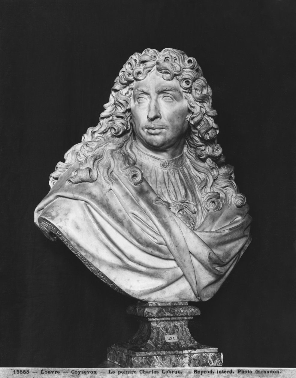 Charles Le Brunin rintakuva, 1679 (marmori) tekijältä Antoine Coysevox