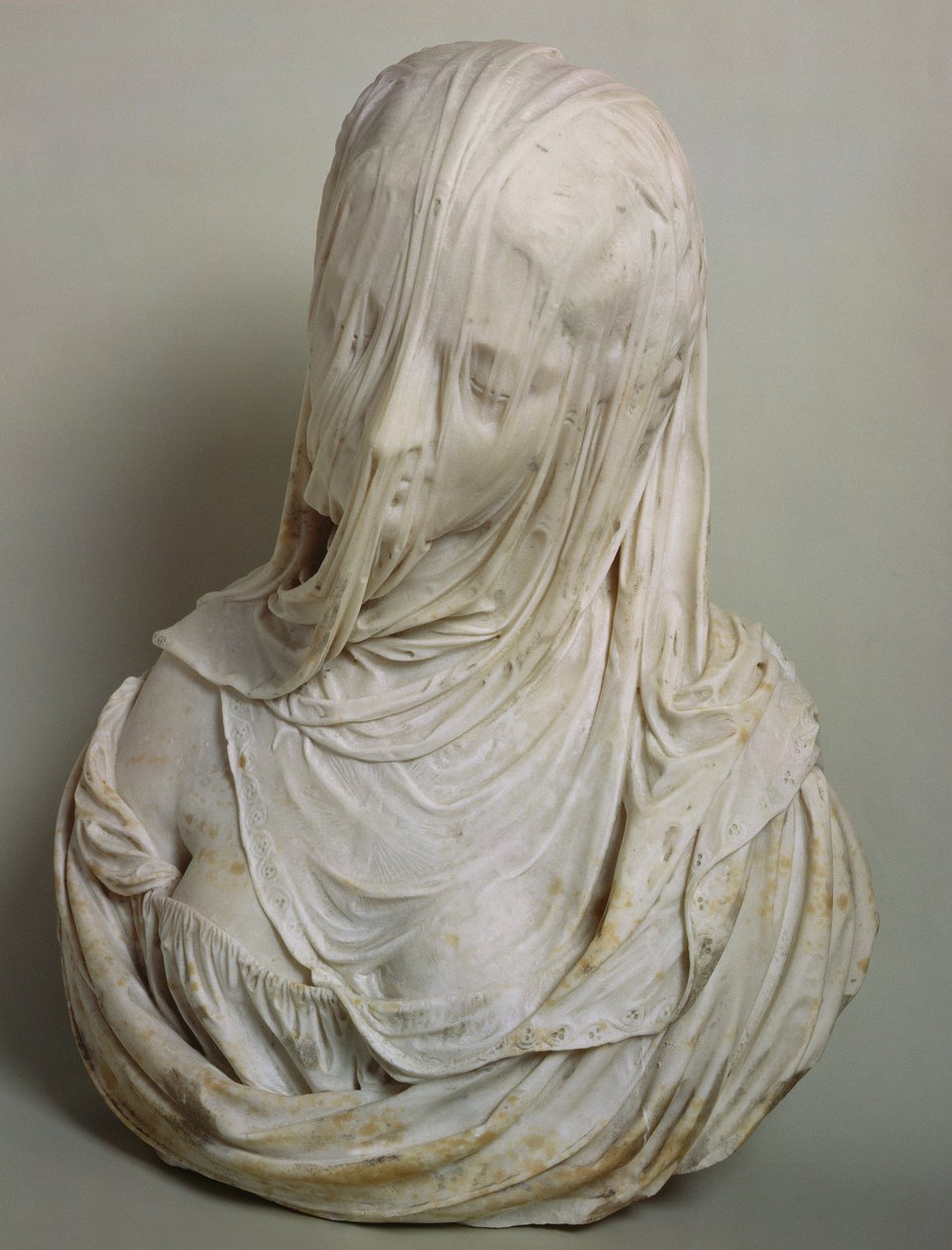 Hunnutettu tyttö (marmori) tekijältä Antonio Corradini