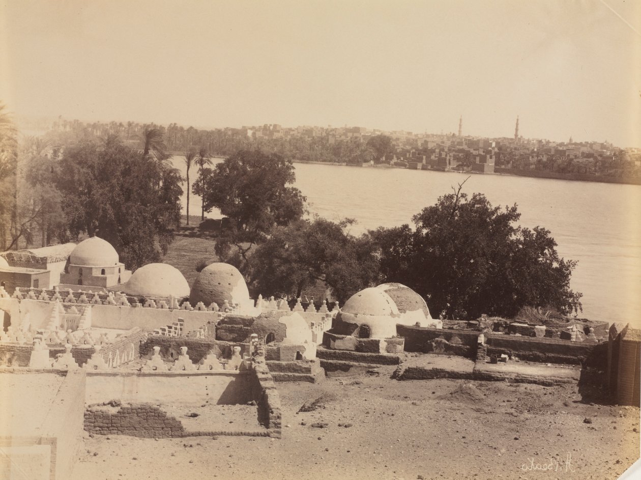 Asyut, Näkymä vuorelta, c. 1870-1880. tekijältä Antonio Beato