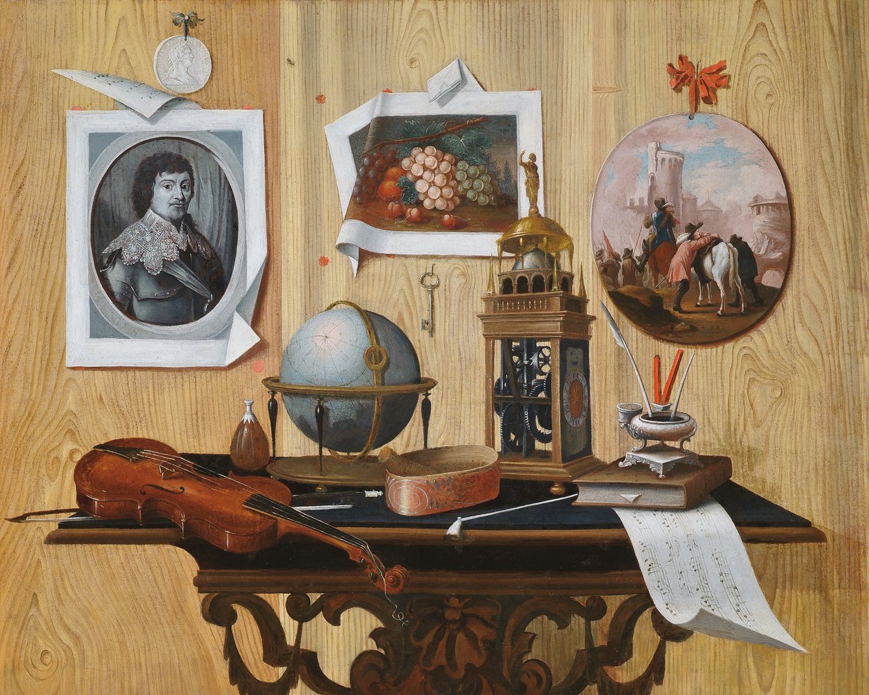 Trompe l"oeil of print ja kaksi maalausta, avain, viulu, maapallo, kello, nuotit ja muut esineet pöydällä tekijältä Antonio Mara