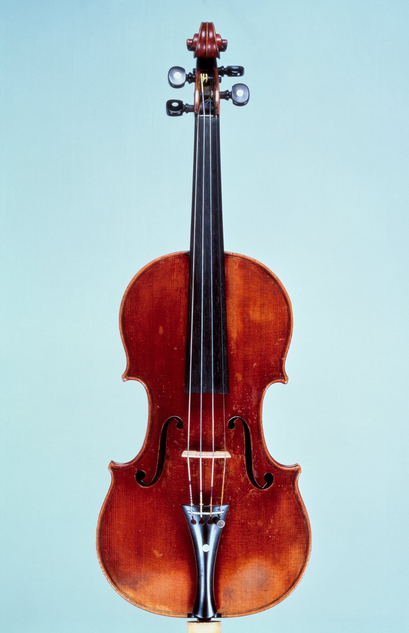 Viulu tekijältä Antonio Stradivari