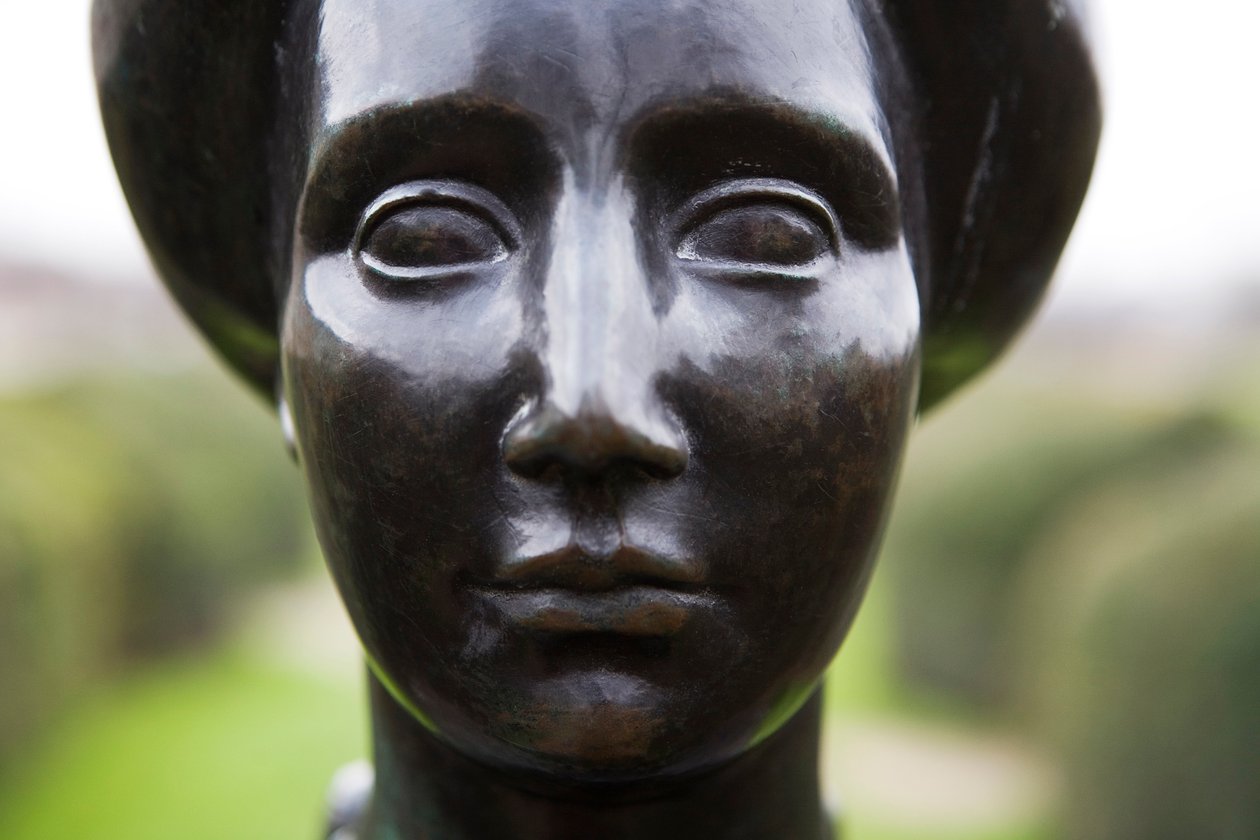 Flore, yksityiskohta, 1910 (pronssi) tekijältä Aristide Maillol