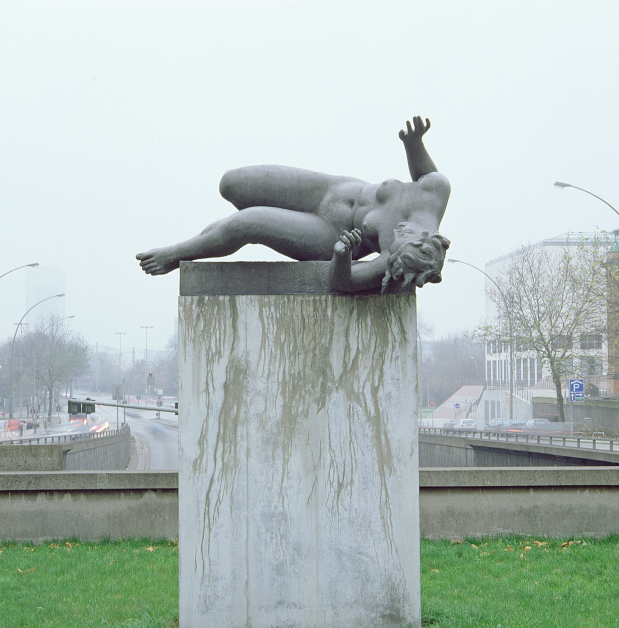 The River (La riviere etendue), 1939-43 (lyijy) (katso myös 408420) tekijältä Aristide Maillol