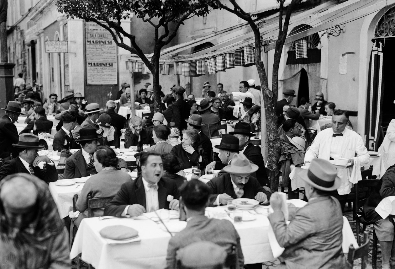 Outdoor trattoria Roomassa, n.1927 (lasilevy) tekijältä Armando Bruni