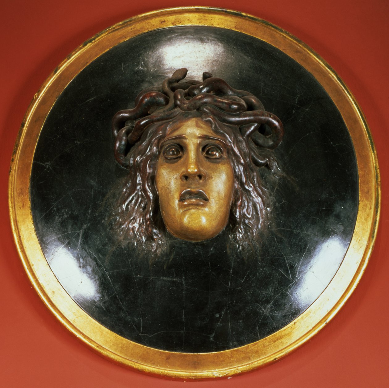 Medusa-kilpi (maalattu kipsikohde) tekijältä Arnold Böcklin