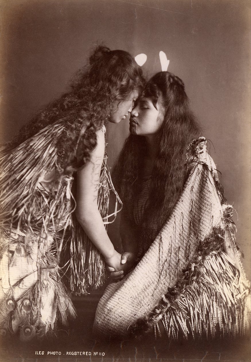 Maori -naiset, Uusi -Seelanti tekijältä Arthur James Iles