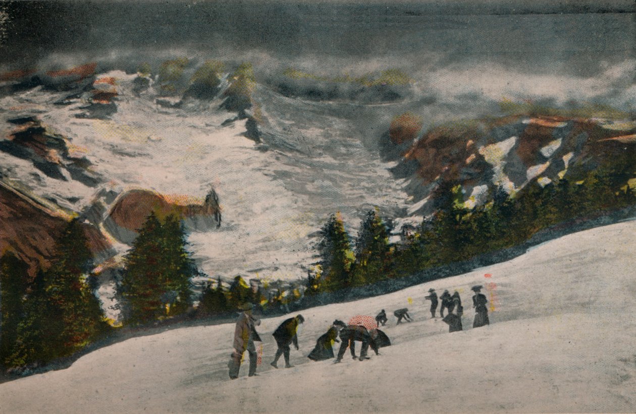 Lumipalloa Paradise Valleyssa juhannuksena, Mt. Rainier National Park, 1916 tekijältä Asahel Curtis