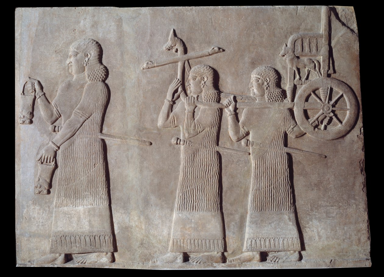 Taide Mesopotamia (Assyria): Assyrian kuninkaan Sargon II:n (721 - 705 eKr.) palatsin hovi, joka kantaa situleja ja kuninkaan vaunuja. Pariisi, Musee du Louvre tekijältä Assyrian