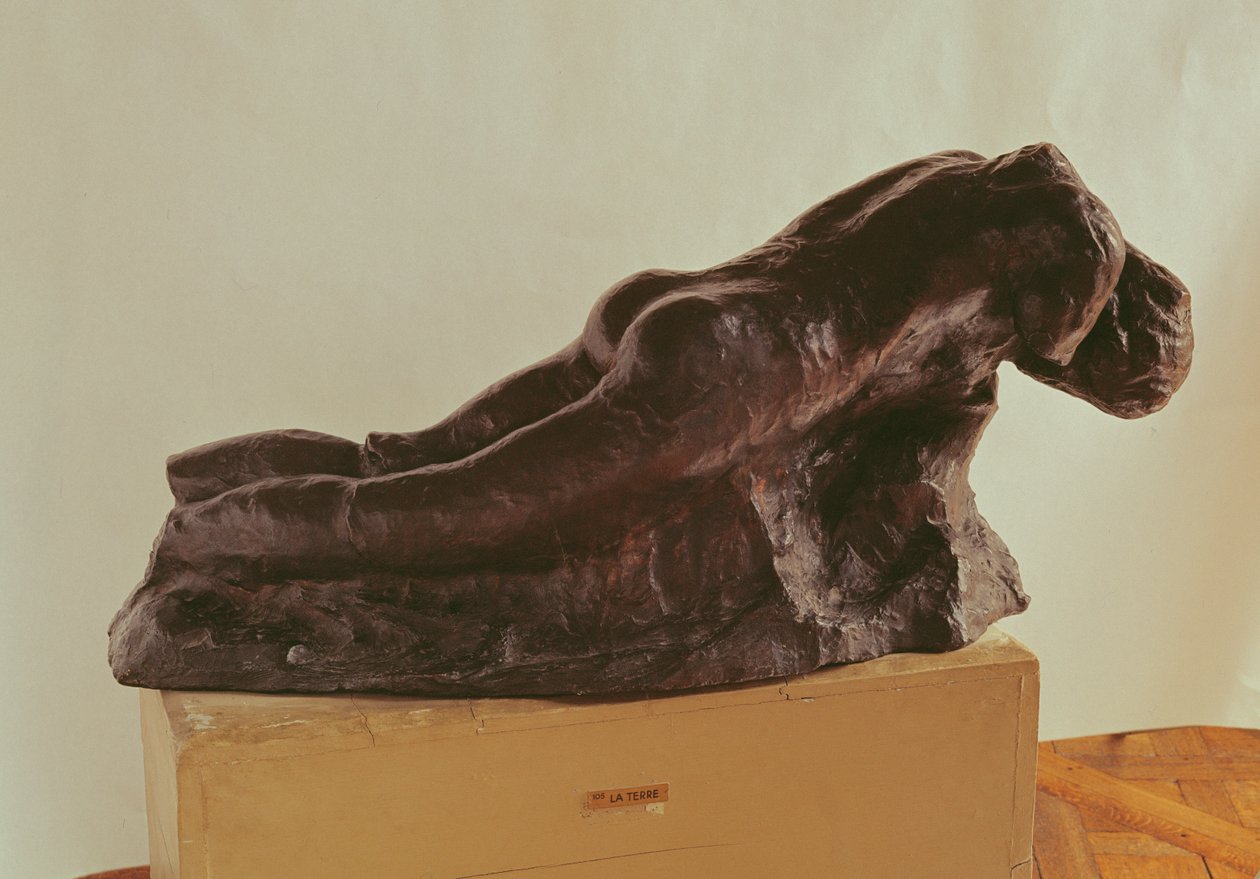 Maa (pronssi) tekijältä Auguste Rodin