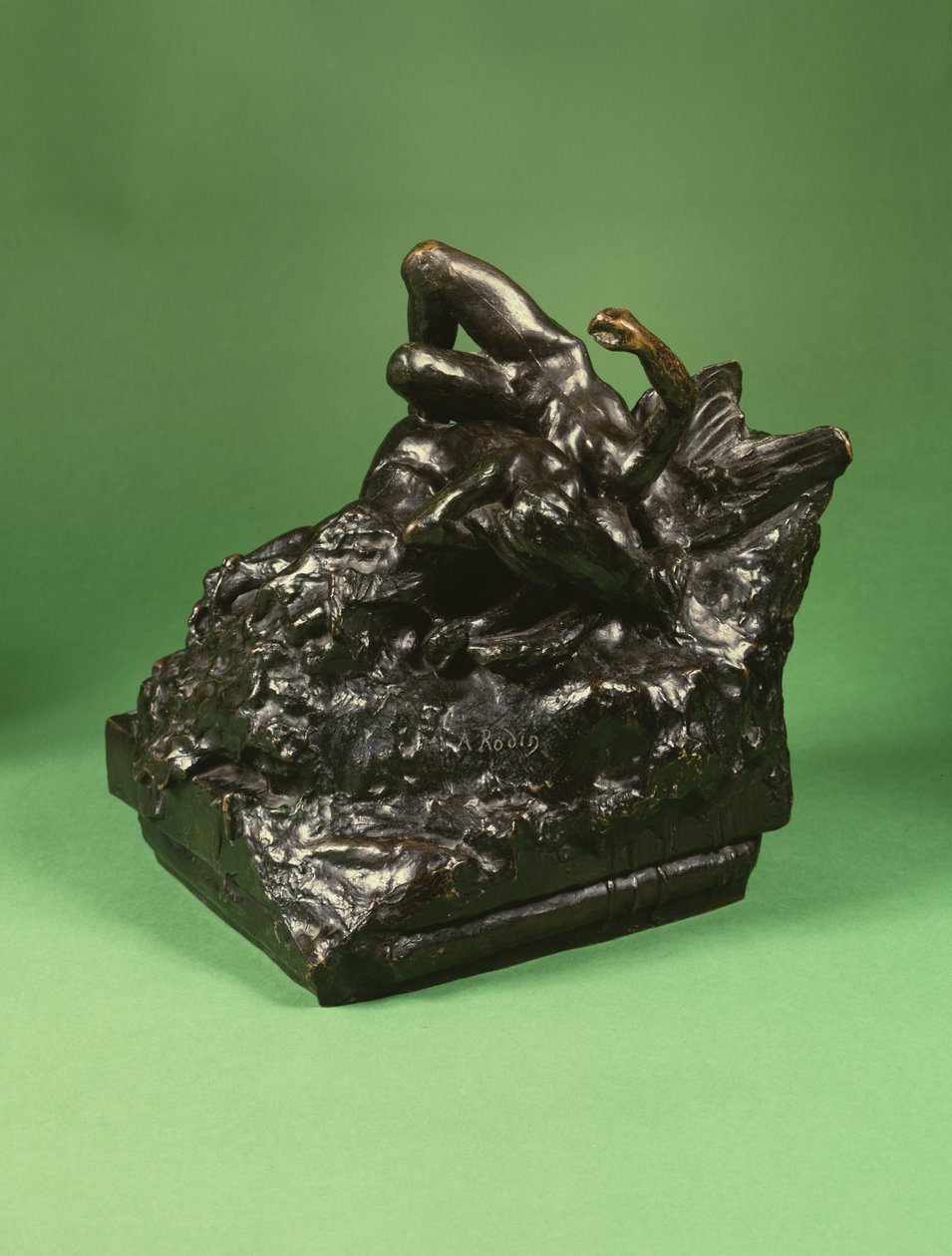 Ikaruksen putoaminen (pronssi) tekijältä Auguste Rodin