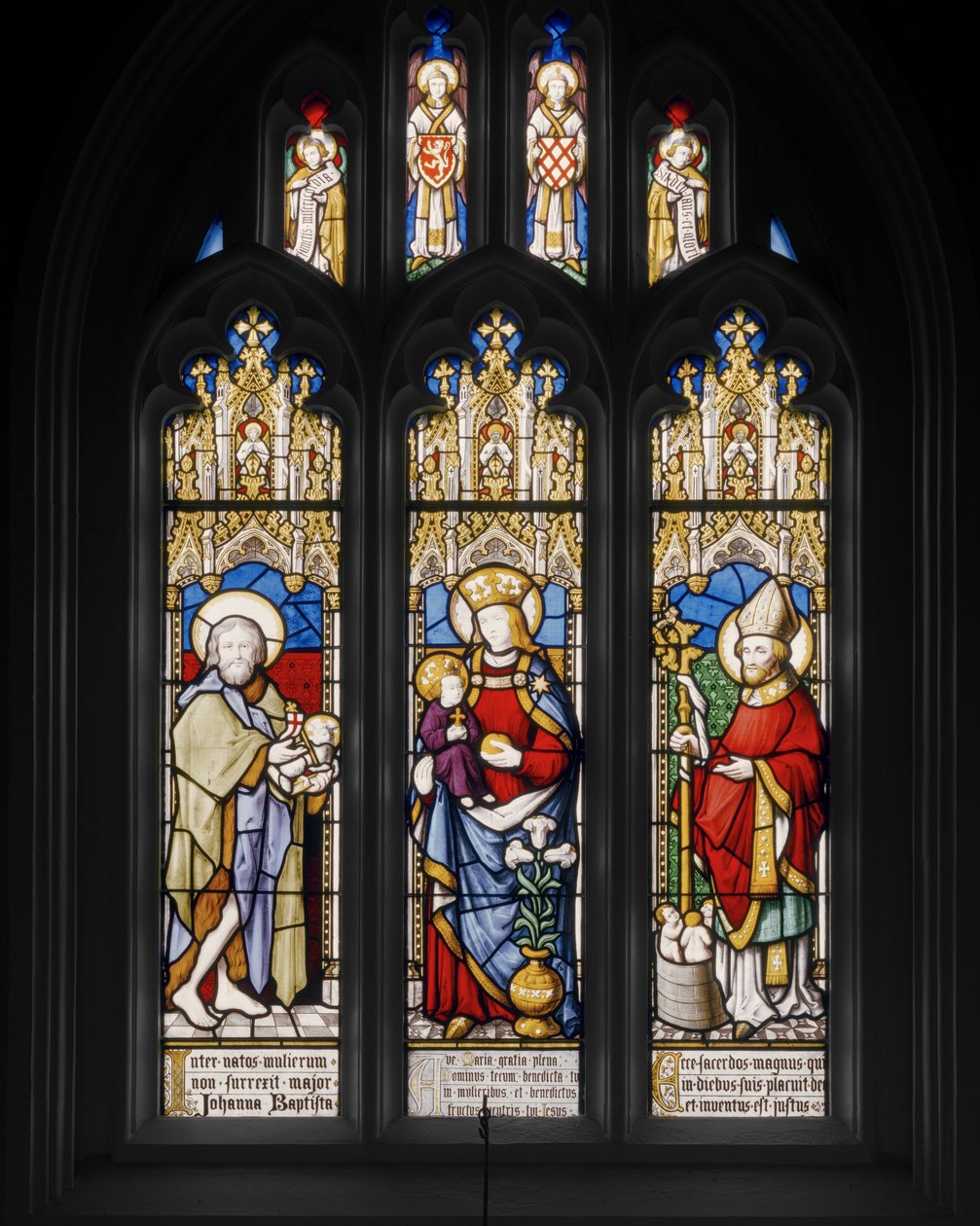 Johannes Kastaja, Neitsyt ja lapsi sekä Pyhä Nikolaus, 1841 (lasimaalauksia). tekijältä Augustus Welby Northmore Pugin