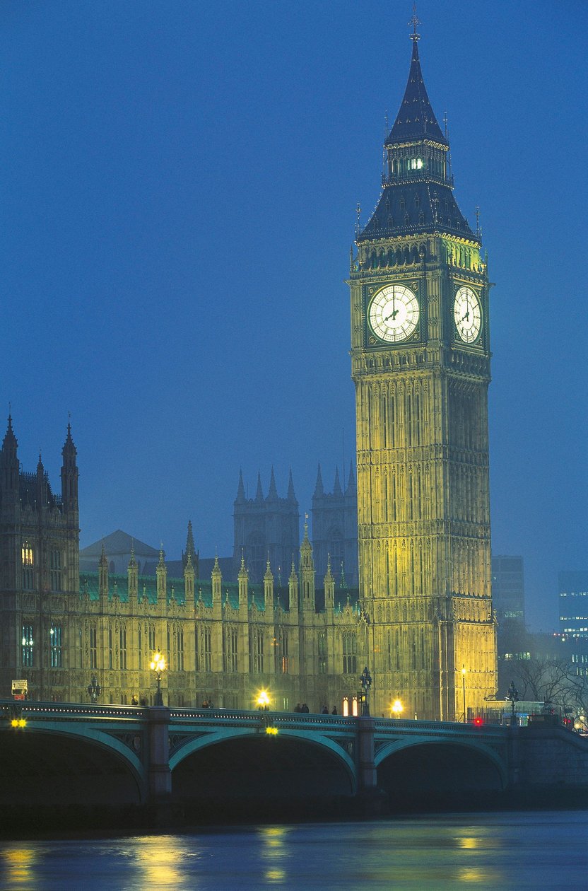 Iso-Britannia, Englanti, Lontoo, Westminster Palace ja Big Ben yöllä tekijältä Augustus Welby Pugin