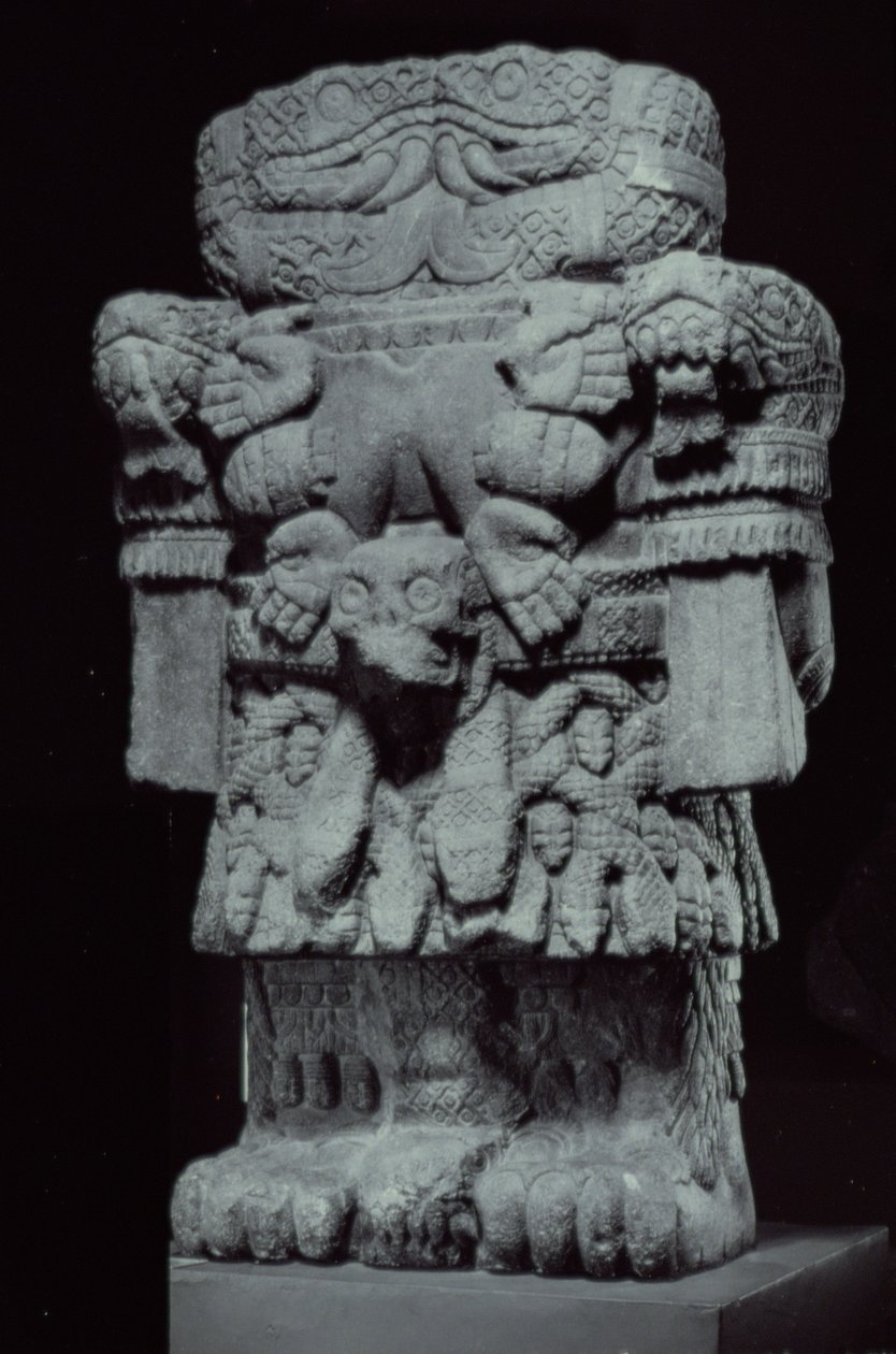 Coatlicue, jumalten äiti tekijältä Aztec