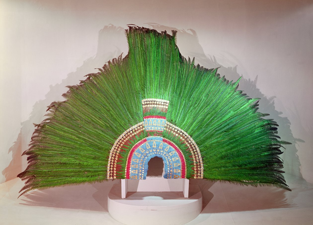 Montezuman kruunu (villaa ja höyheniä) tekijältä Aztec