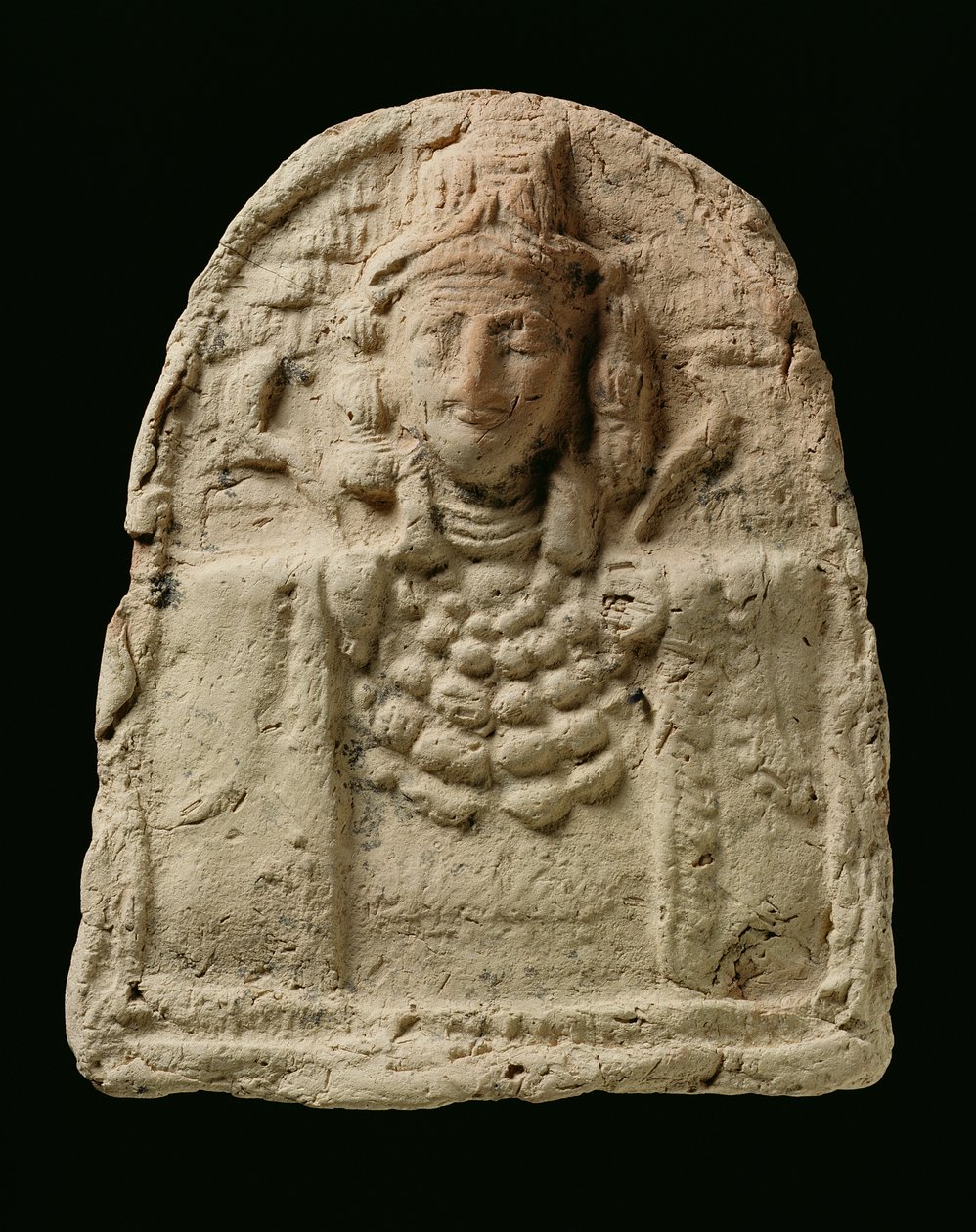 Kiltti, joka kuvaa jumalatar Istan rintakuvaa 1700-luvulta eKr. (terrakotta) tekijältä Babylonian