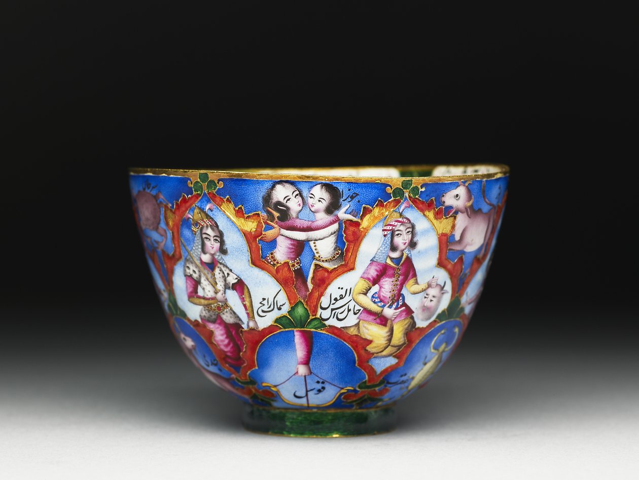 Kannen kulho, lautanen ja lusikka astrologisella koristeella, 1800-luvun alku tekijältä Baqir