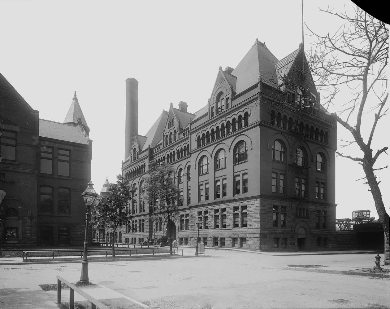 Armor Institute, Chicago, Illinois, USA, n. 1892 (b/w valokuva) tekijältä Barnes and Crosby
