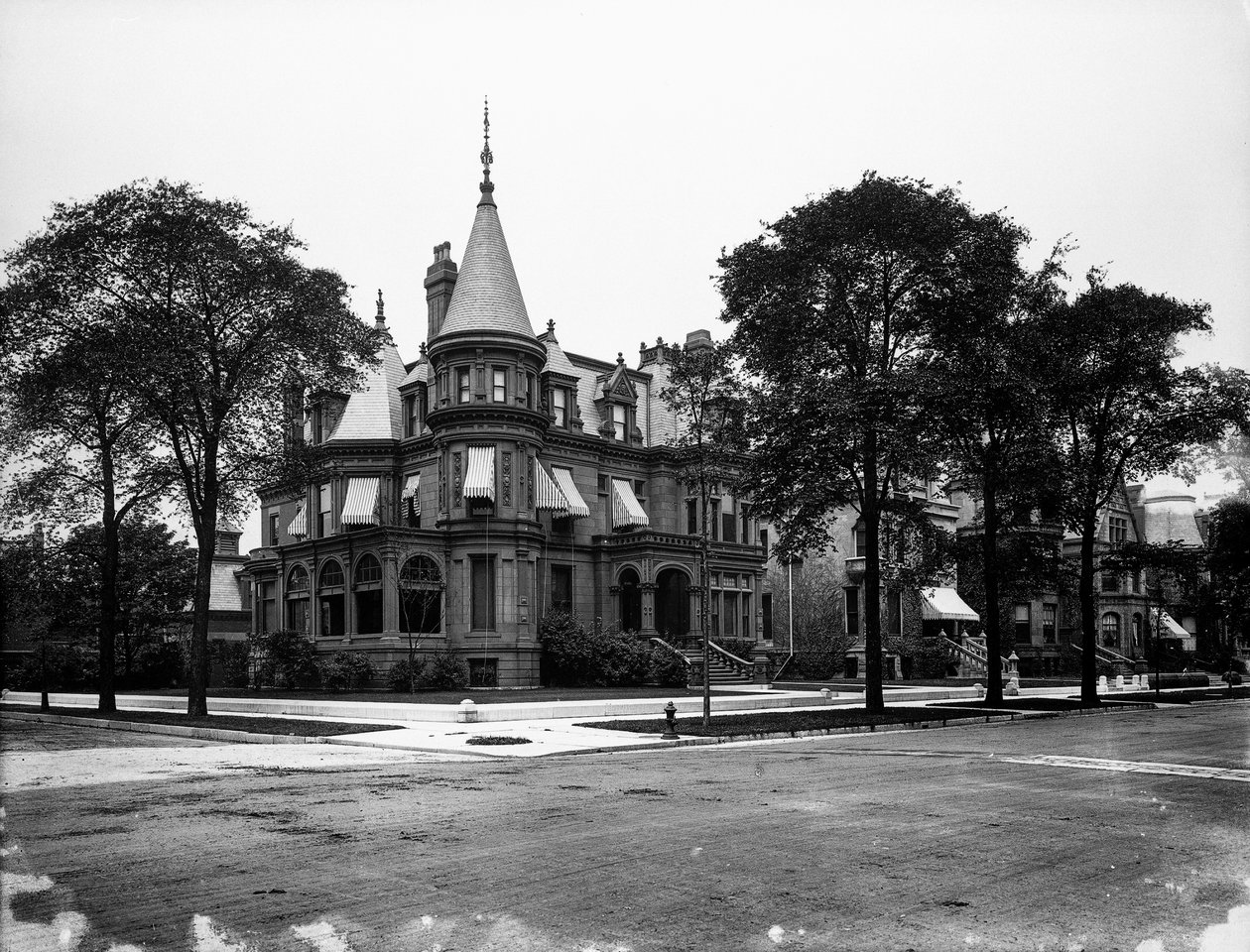 Charles P. Libbyn asuinpaikka osoitteessa 3358 South Michigan Avenue, Chicago, Illinois, USA, n. 1905 (b/w valokuva) tekijältä Barnes and Crosby
