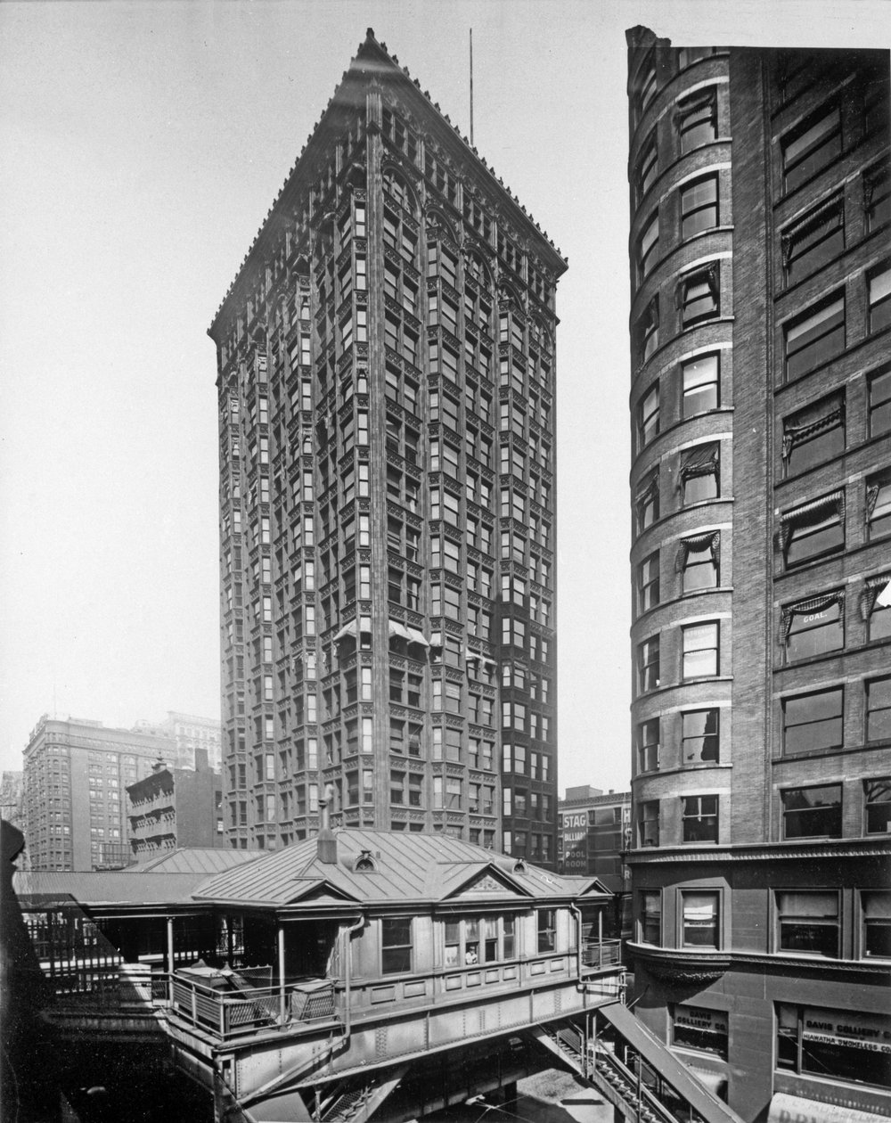 Fisher Building, Chicago, Illinois, USA, n. 1896 (b/w valokuva) tekijältä Barnes and Crosby