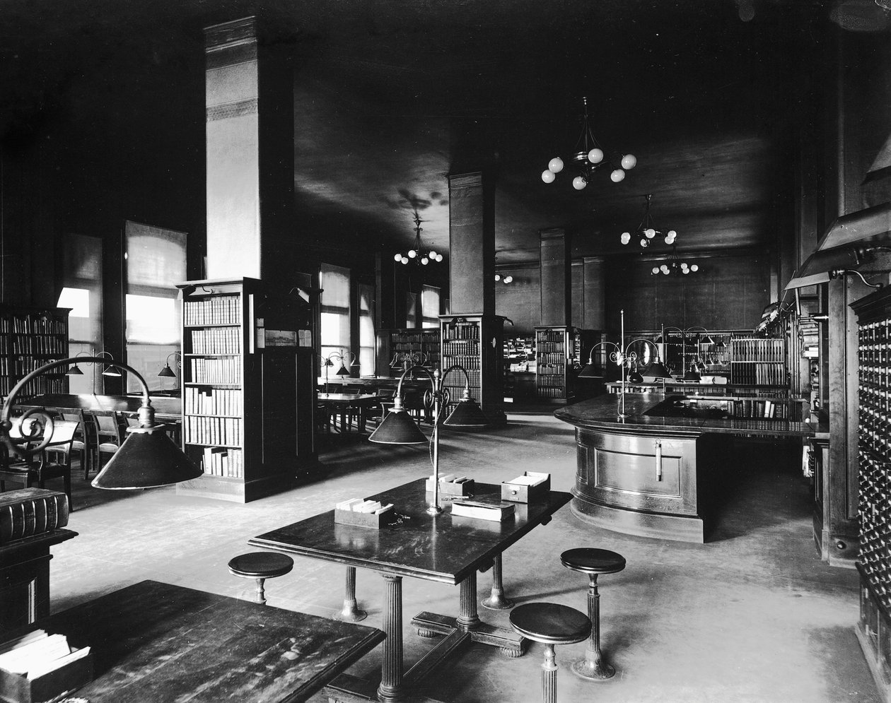 John Crerar Library, Chicago, Illinois, USA, n. 1900 (b/w valokuva) tekijältä Barnes and Crosby