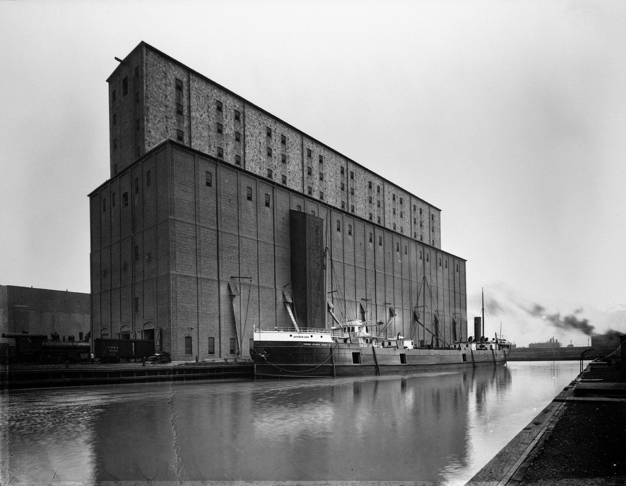 S. S. Arthur Orr sa Armor Elevator E, Chicago, Illinois, USA, c.1905 (b/w photo)finn tekijältä Barnes and Crosby