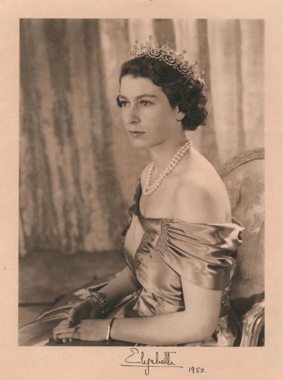 Elizabeth, 1950 tekijältä Baron Sterling Henry Nahum