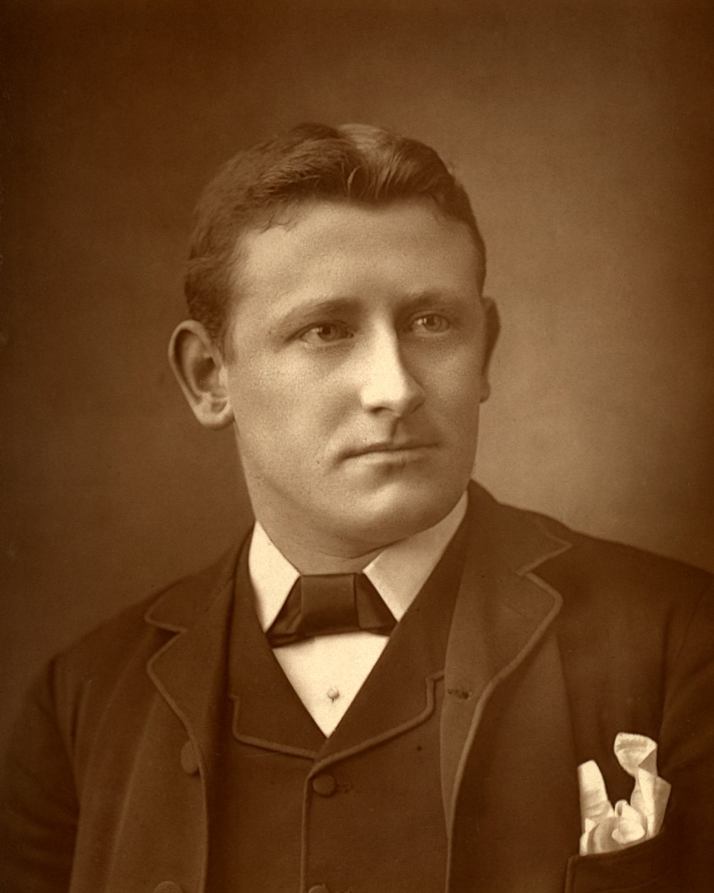 Austin Brereton, brittiläinen kirjailija, 1886 tekijältä Barraud