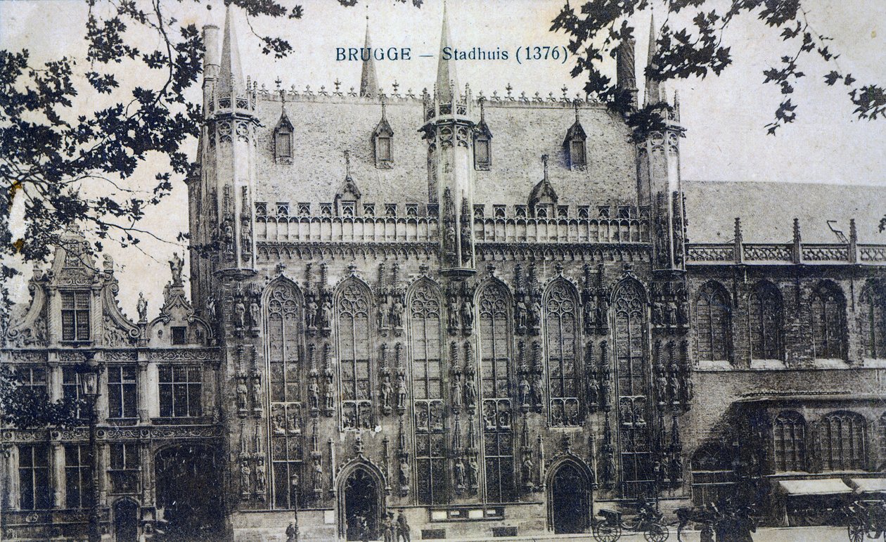 Postikortti, joka kuvaa Bruggen Stadhuisia, n. 1912 tekijältä Belgian Photographer