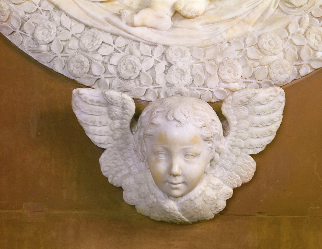 Filippo Strozzin hauta 1428-91 Strozzin kappelissa, 1491-95 marmoriyksityiskohta 208700 tekijältä Benedetto da Maiano