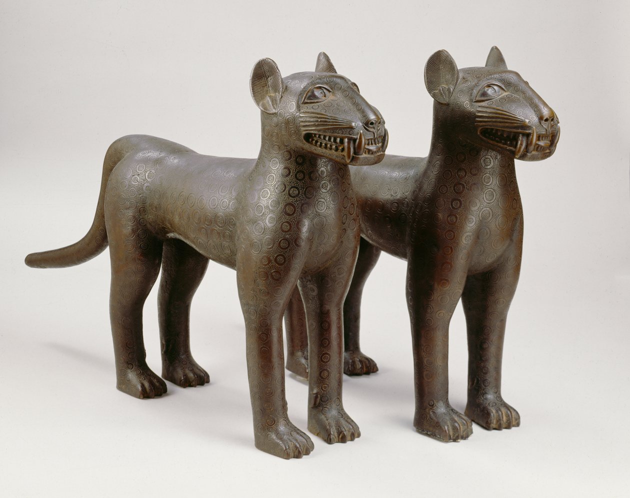 Leopardipari (pronssi) tekijältä Benin