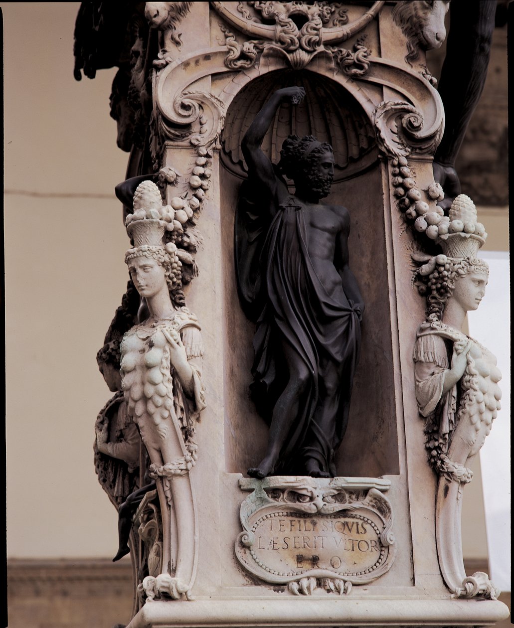 Yksityiskohta Jupiterista Perseuksen ja Medusan pään veistoksen pohjasta, 1545-55 pronssia tekijältä Benvenuto Cellini