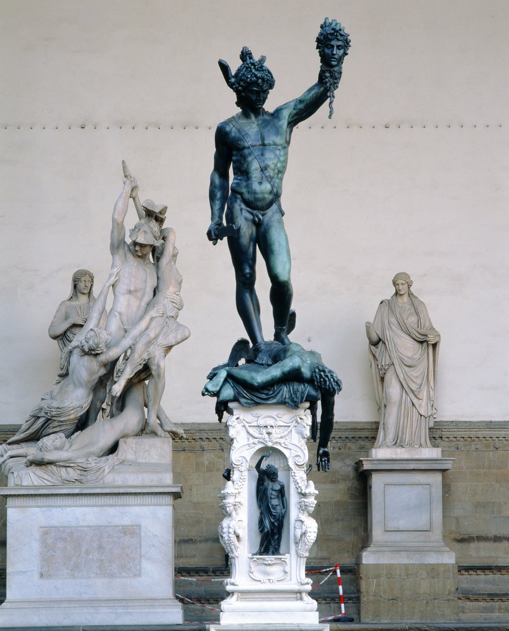 Perseus Medusan pään kanssa, 1545-54 (pronssi) tekijältä Benvenuto Cellini