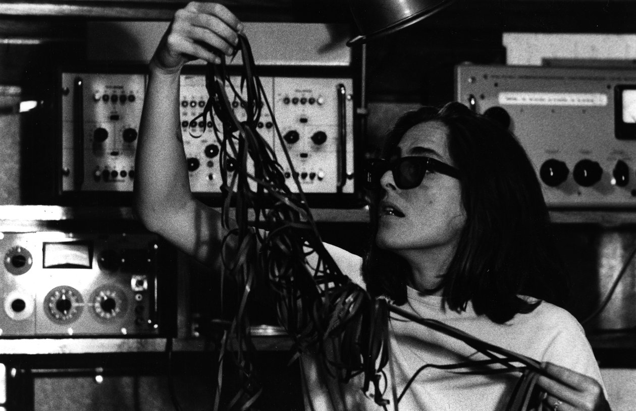 Beatriz FERREYRA tekijältä Bernard Perrine