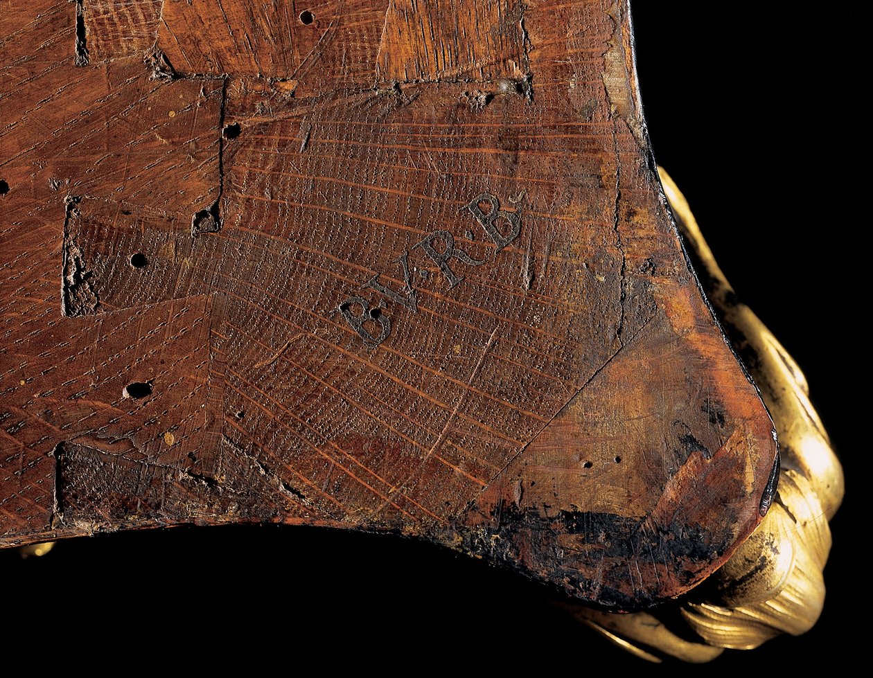 Lipasto, n. 1745 (ormolu-asennettu japanilainen lakka ja ebonoitu puu) tekijältä Bernard van Risenburgh II