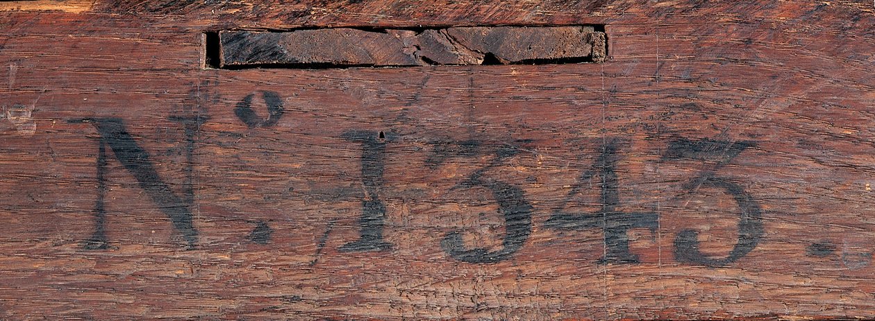 Lipasto, n. 1745 (ormolu-asennettu japanilainen lakka ja ebonoitu puu) tekijältä Bernard van Risenburgh II