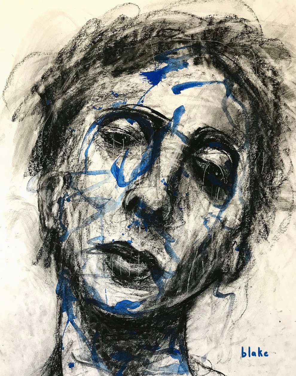 Feeling Blu’ Again, n. 2019 (hiili ja maali paperille) tekijältä Blake Munch